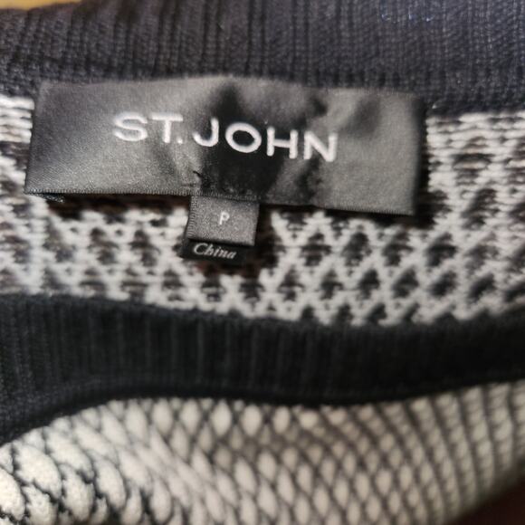 St. John 3/4 Sleeve Wool Blend Boat neck black and white diamond print sweater - Picture 4 of 6